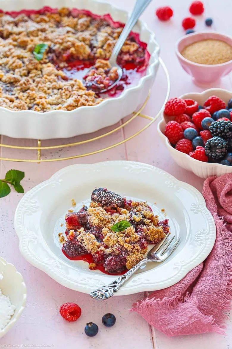 Beeren-Crumble – fruchtiges Ofen-Dessert