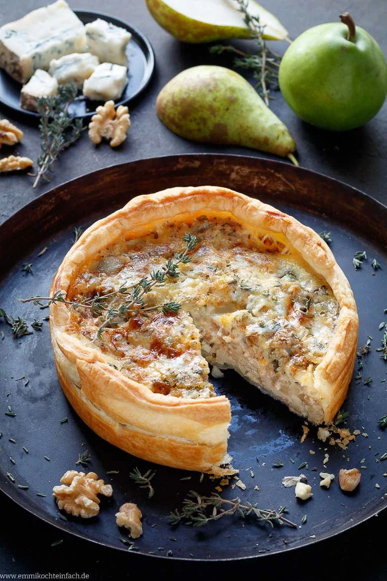 Quiche mit Birnen und Gorgonzola