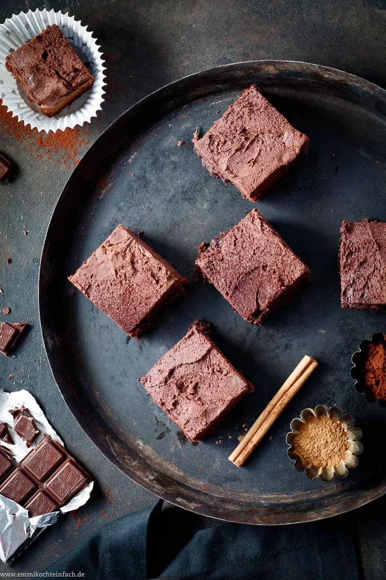 Brownies mit Zimt-Kakao-Frosting - www.emmikochteinfach.de