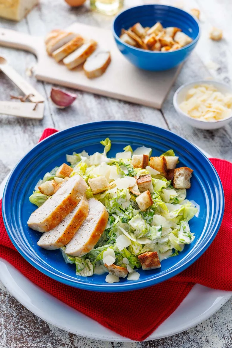 Caesar Salad Hähnchen und Original Dressing