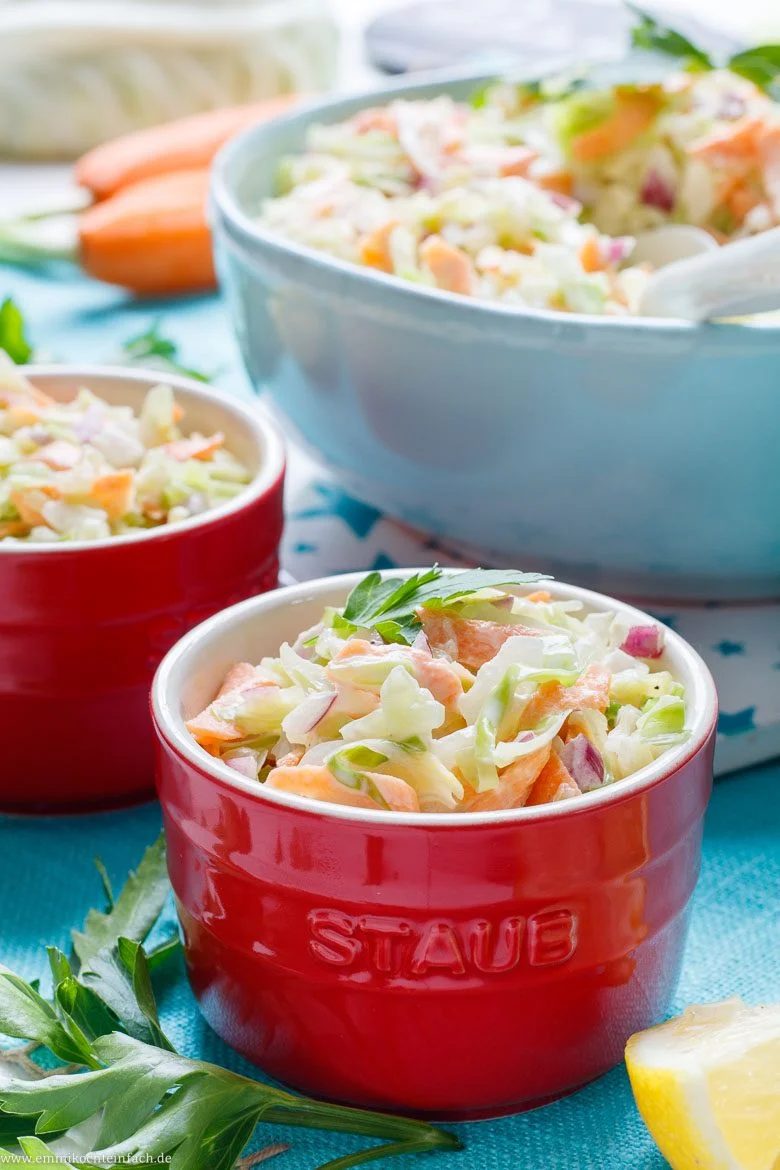 Coleslaw selber machen - schnell und einfach - www.emmikochteinfach.de