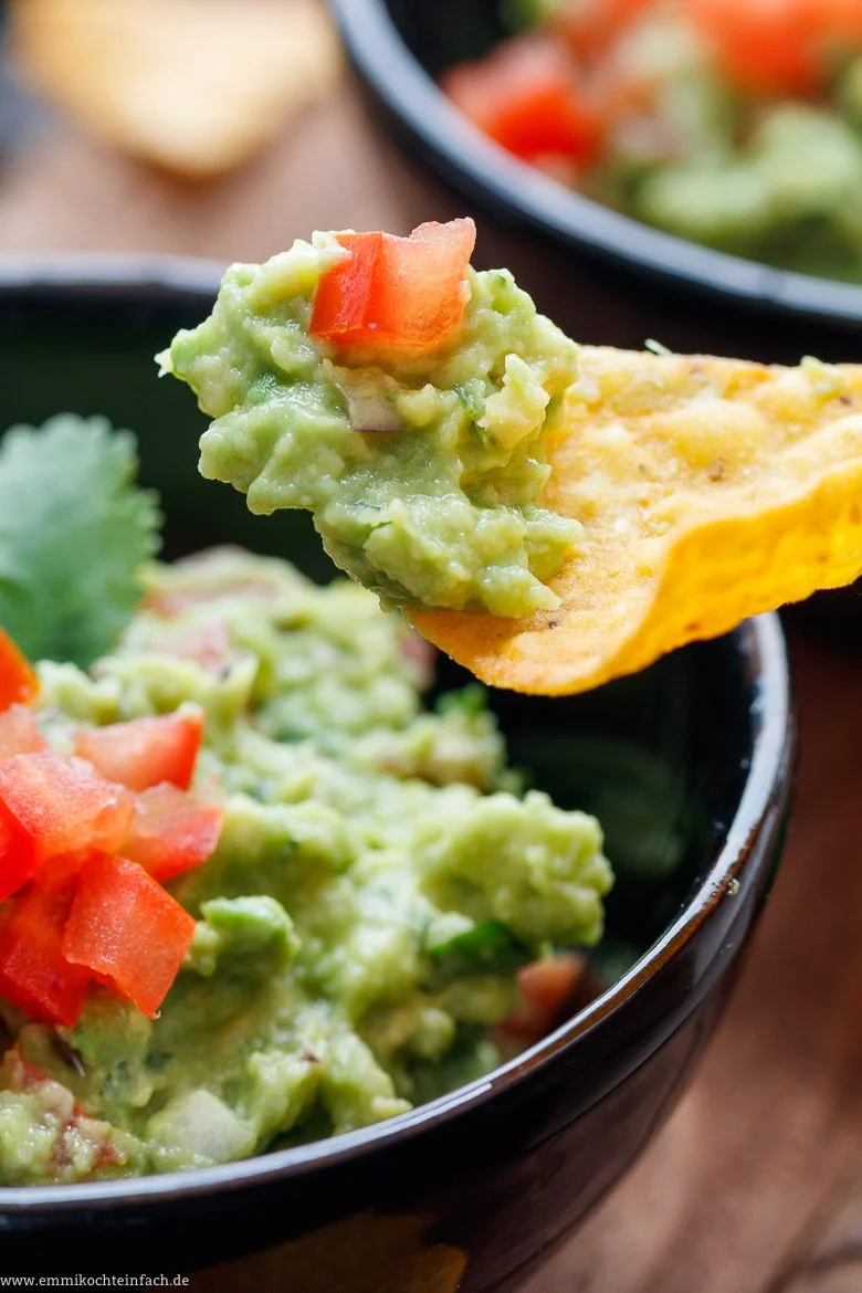 Der mexikanische Avocado-Dip Klassiker für Nachos und Tortilla-Chips