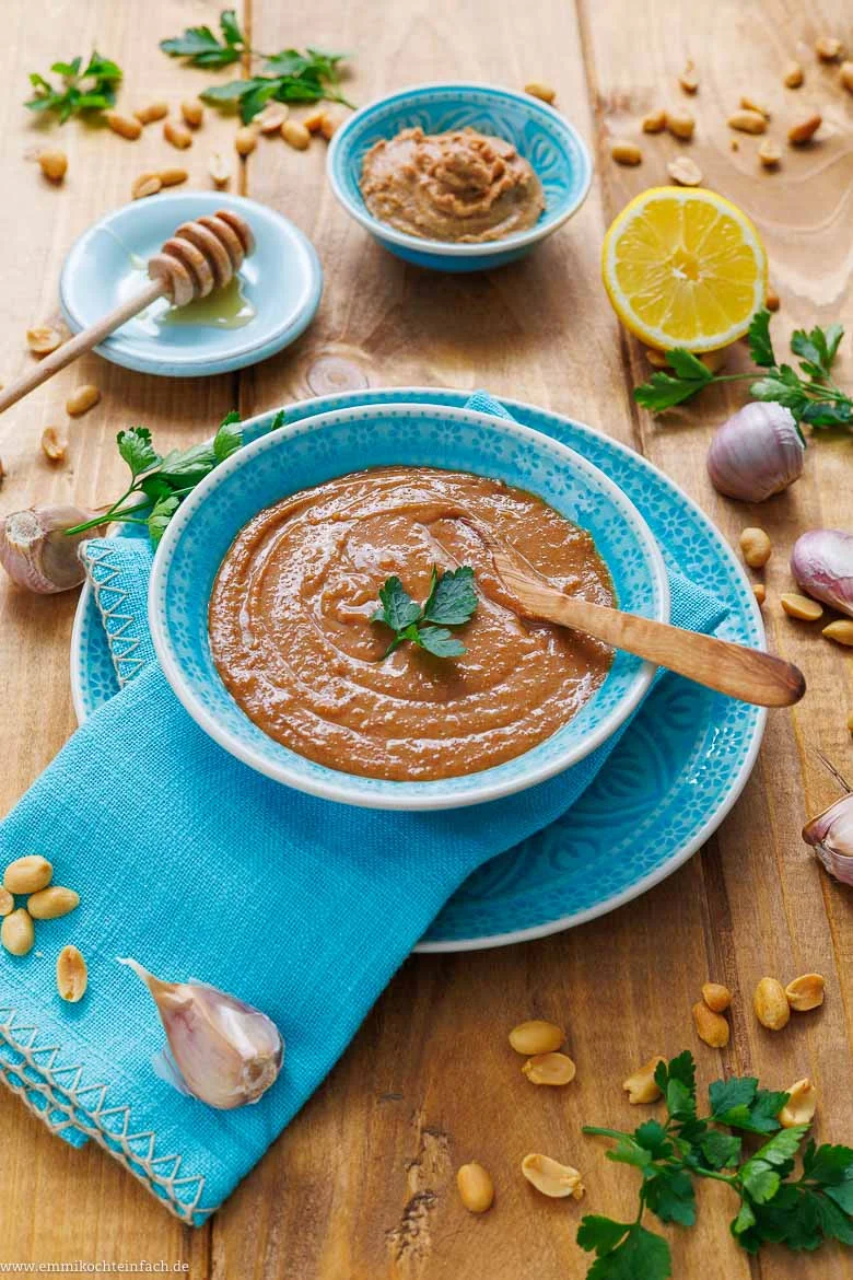 Erdnusssauce – einfaches 3-Minuten-Rezept
