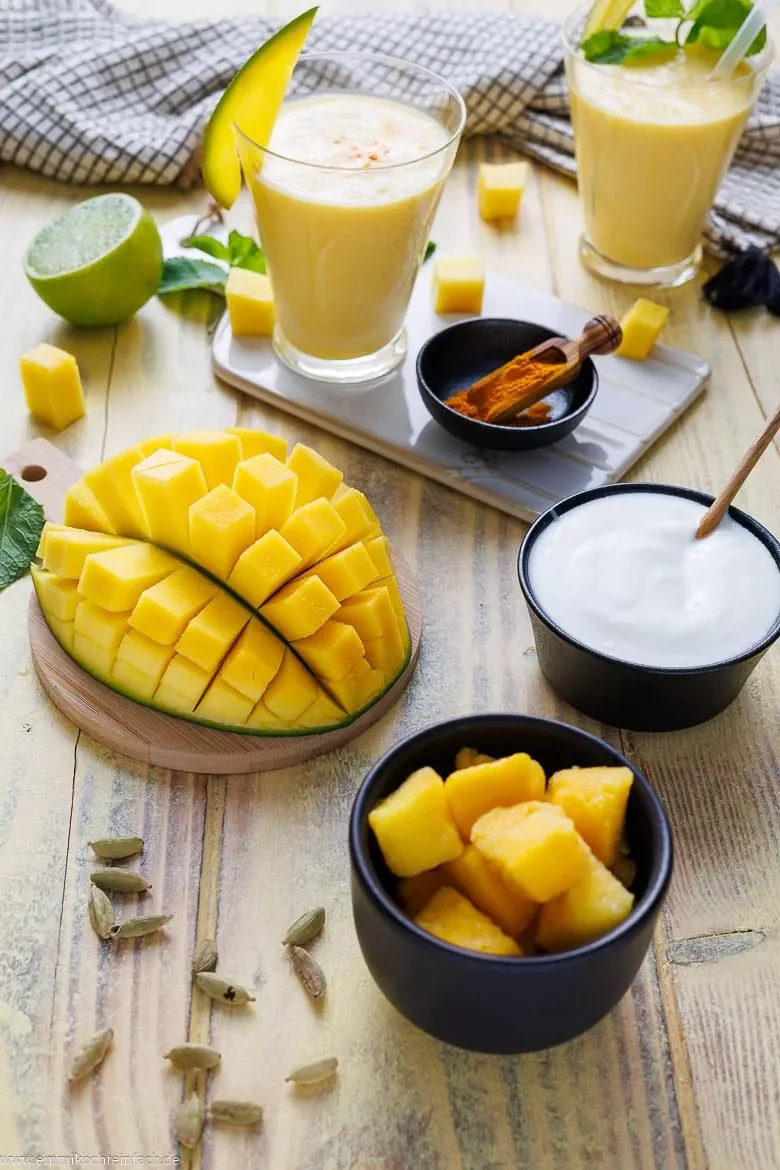 Exotische Mango macht das Mango Lassi wunderbar fruchtig