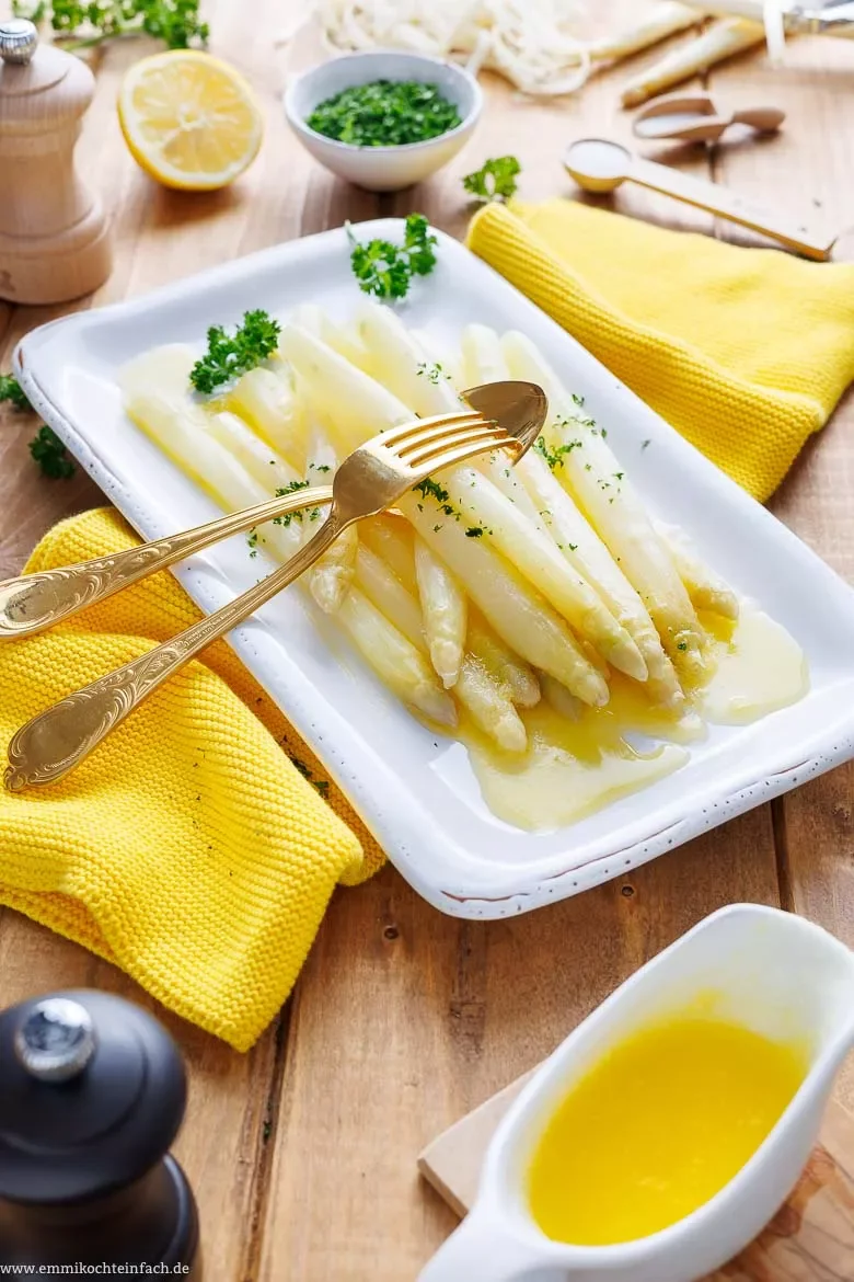 Frisch gekochter Spargel ist immer ein Genuss.