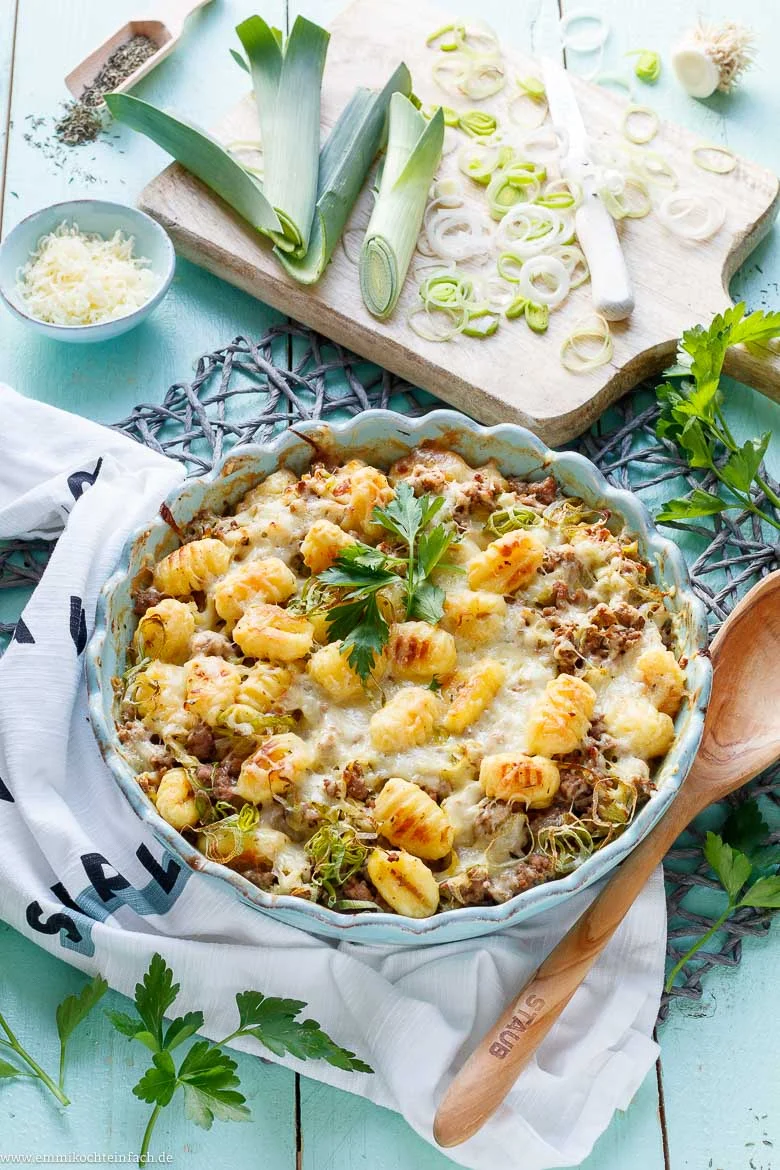 Gnocchi-Auflauf mit Hackfleisch und Lauch