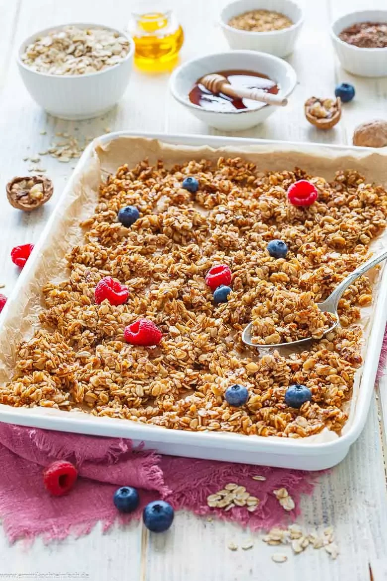 Granola ist ein leckeres, gesundes Frühstück.