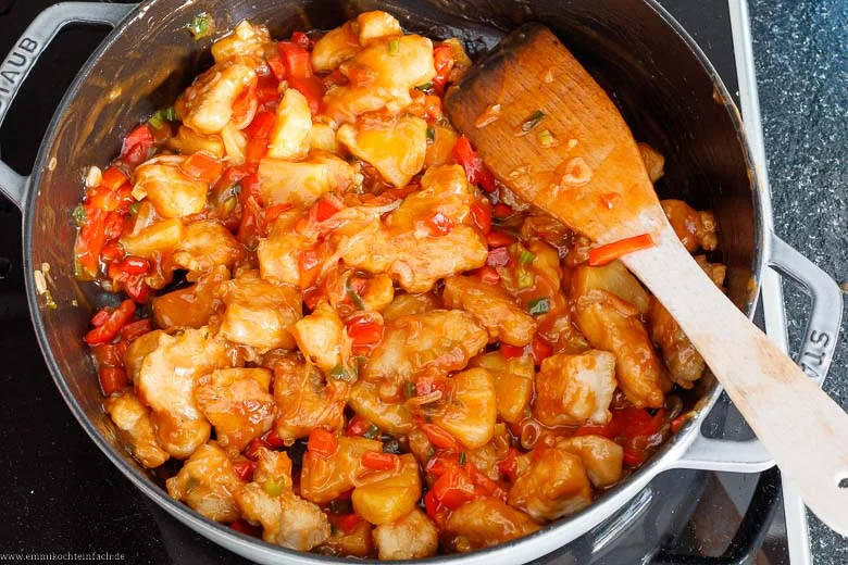 Hähnchen mit süss sauer Soße - www.emmikochteinfach.de