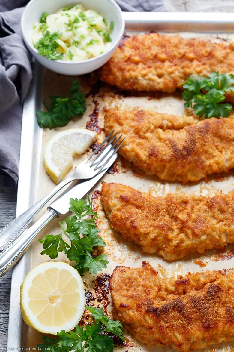 Panierte Schnitzel aus dem Ofen