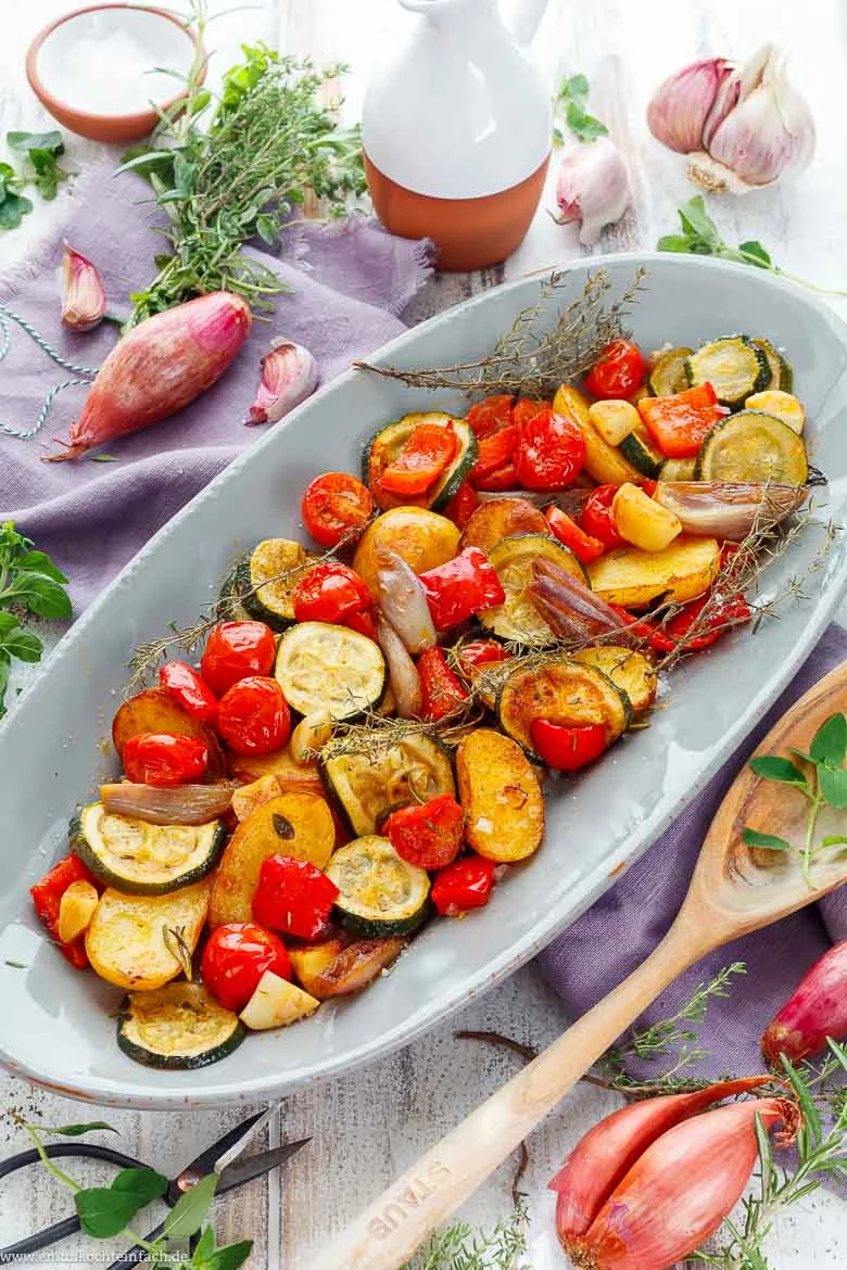 Ofengemüse mit Kartoffeln vom Blech