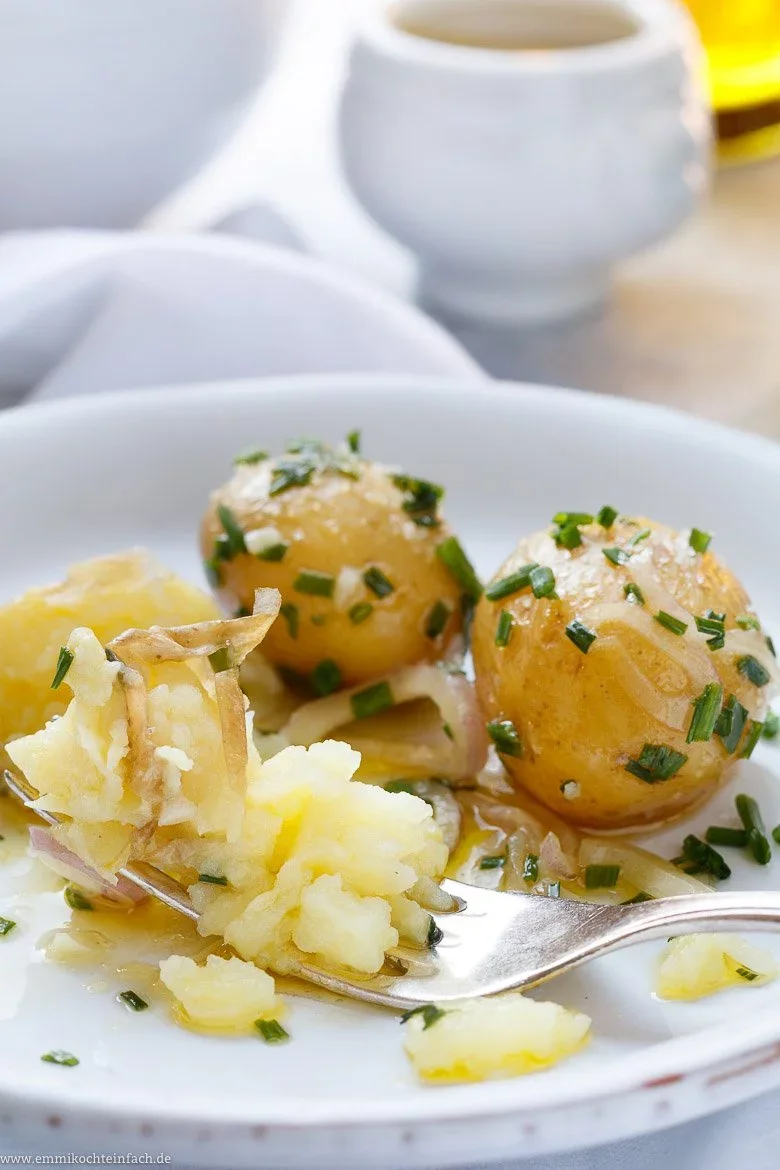 Kartoffelsalat mit Sherry Senf Dressing - www.emmikochteinfach.de