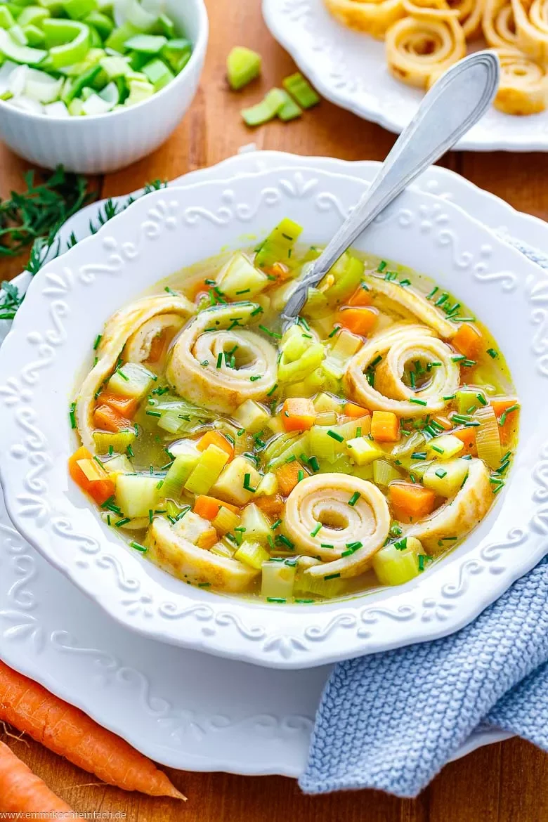 Klassiker aus der regionalen Küche: Flädlesuppe.