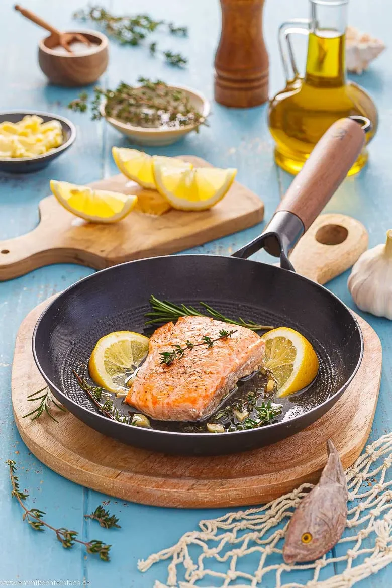 Lachs mit Haut braten