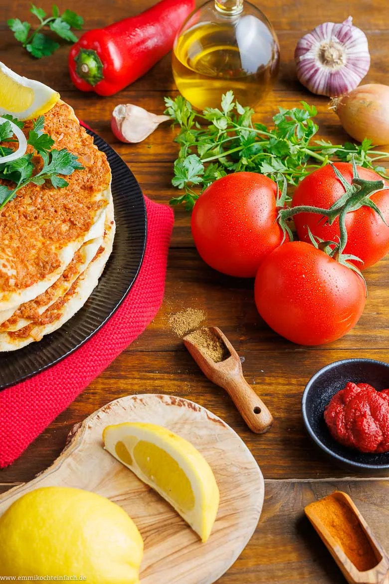 Lahmacun mit unverwechselbarer Füllung