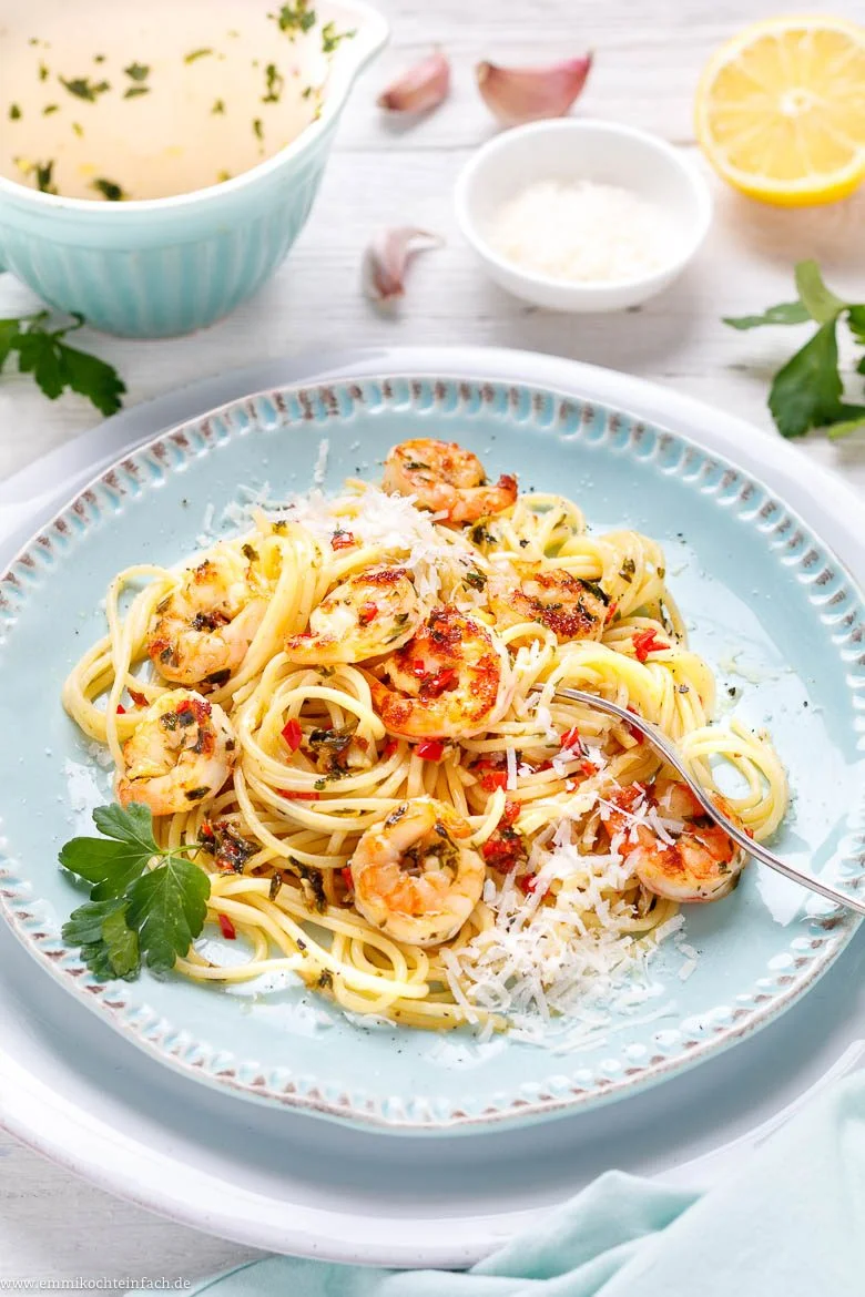 Spaghetti mit Garnelen, Knoblauch und Chili