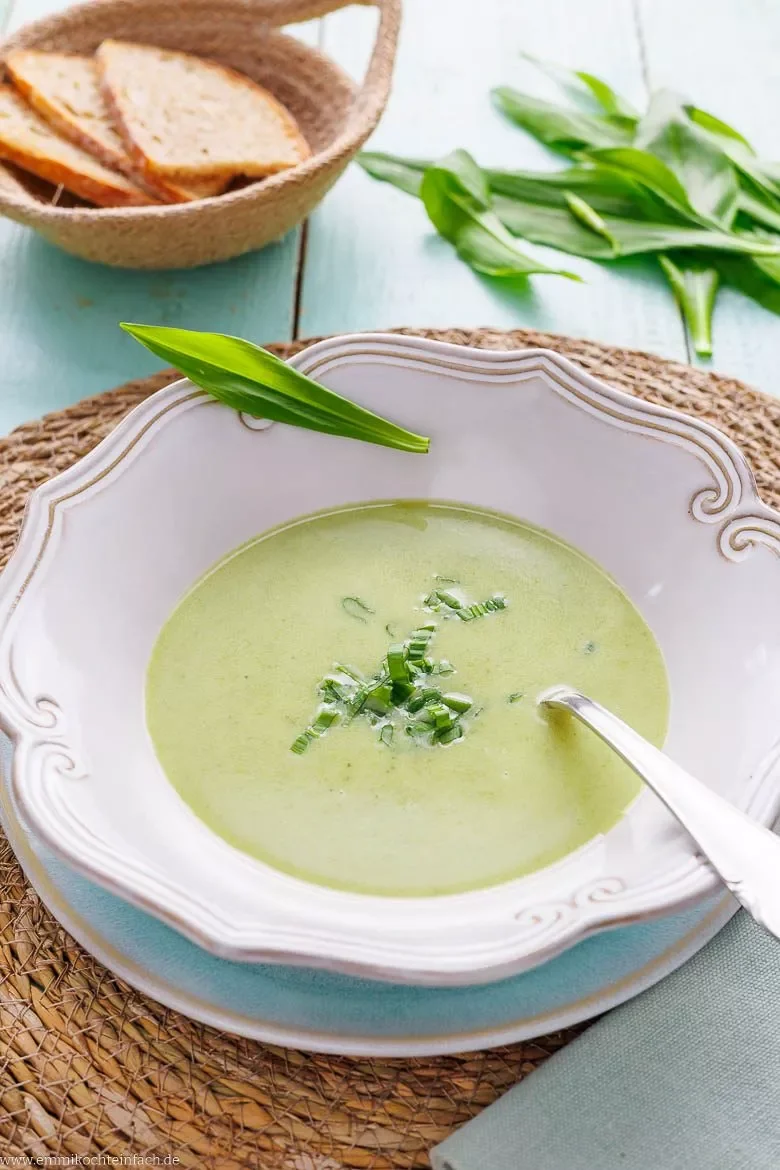 Cremige Bärlauchsuppe