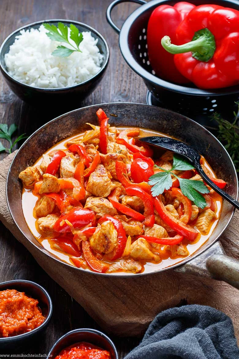 Putengeschnetzeltes mit Paprika Rahmsoße