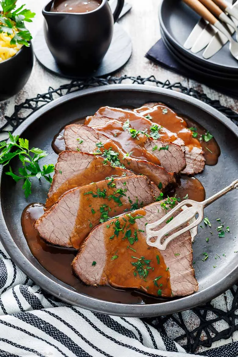 Rinderbraten im Backofen – klassisch