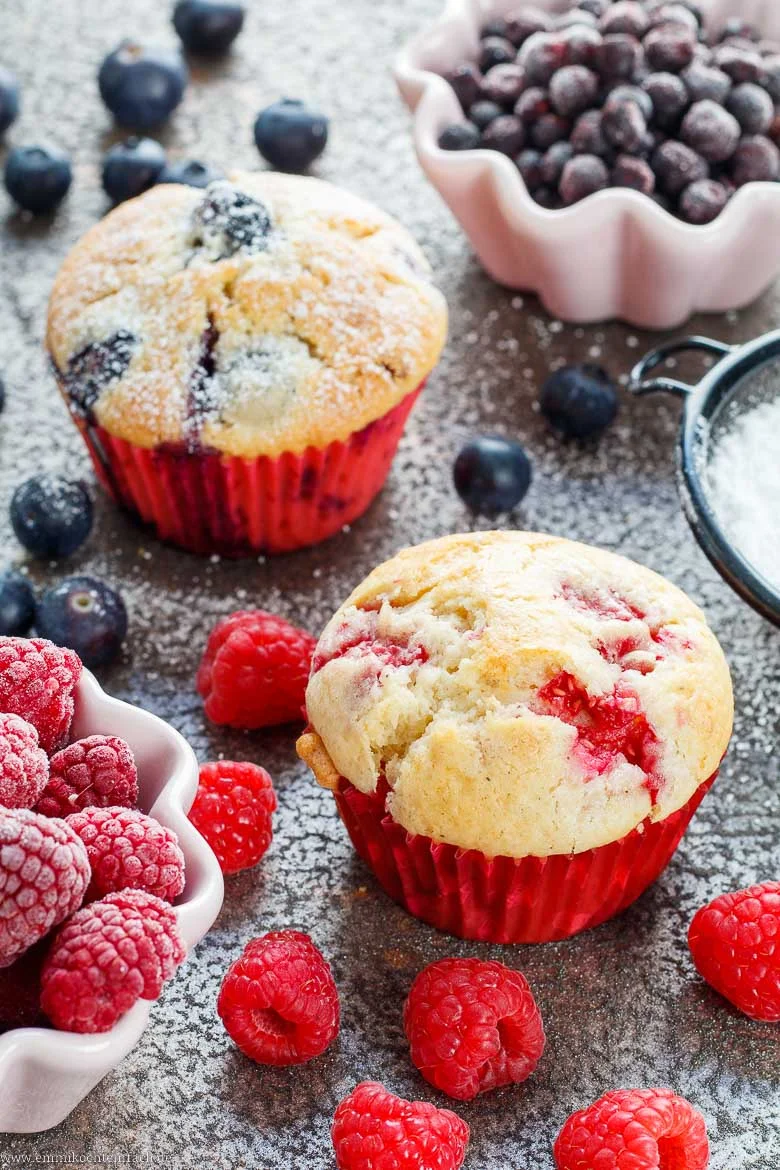 Saftige Muffins mit Beeren