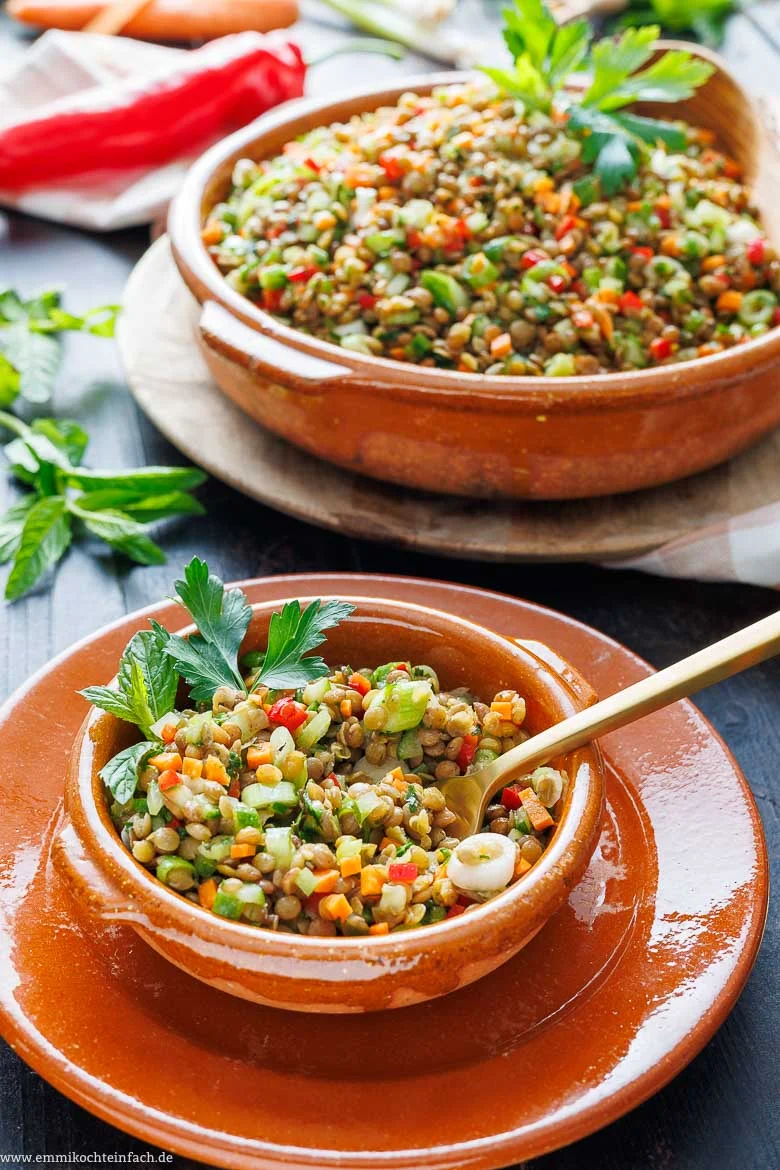 Salat mit Linsen schnell und einfach zubereitet