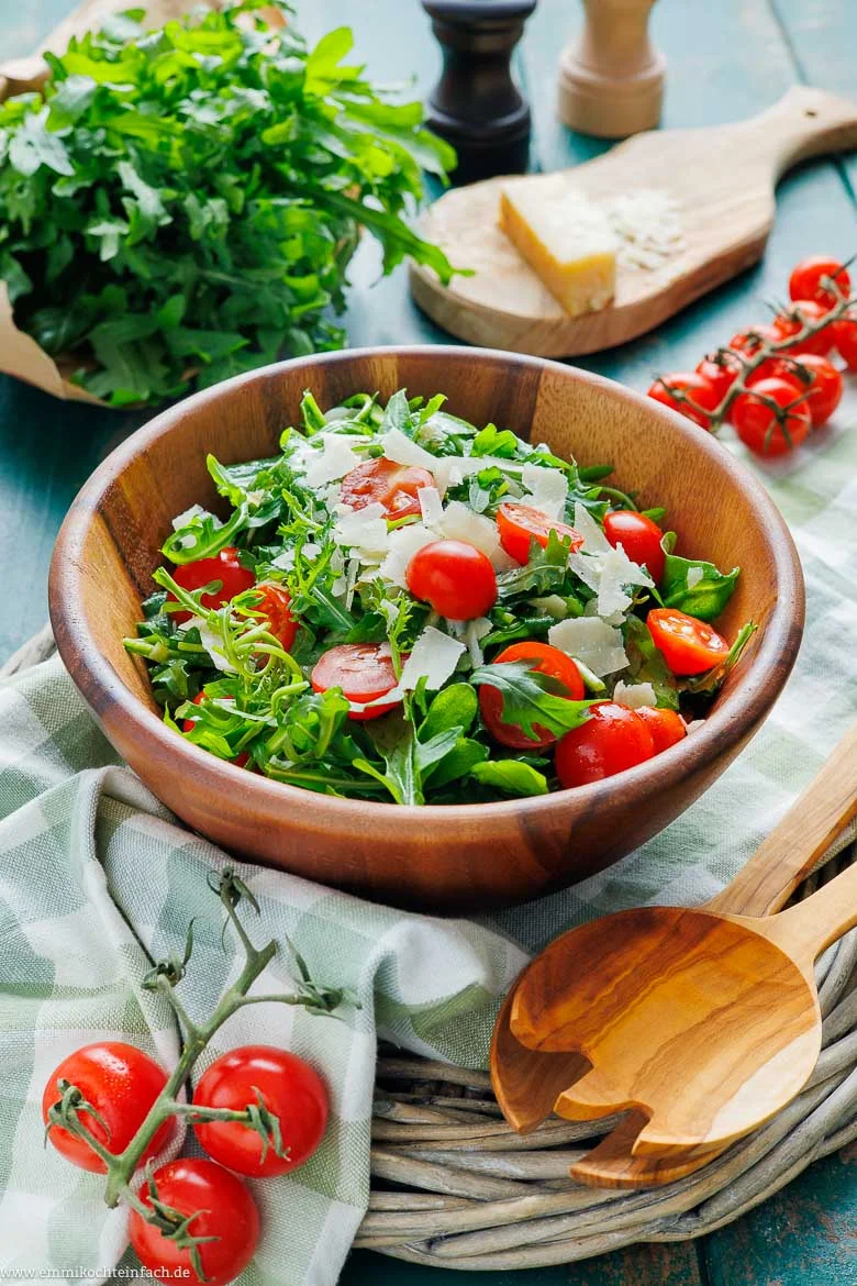 Rucola-Salat mit Tomaten – schnell und einfach