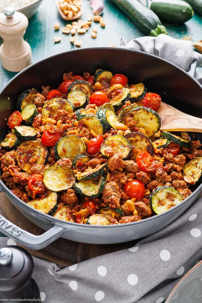 Schnelles Feierabendgericht mit Zucchini und Hackfleisch
