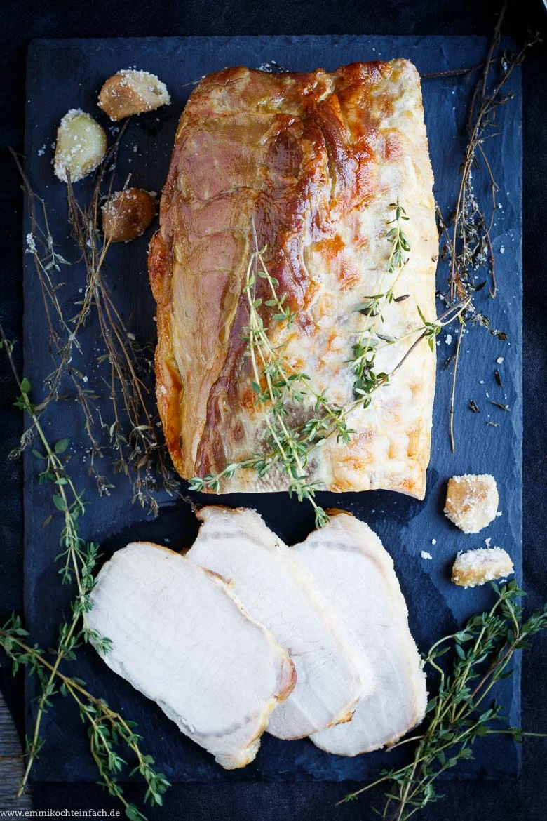 Salzbraten – Einfacher Schweinebraten im Salzbett