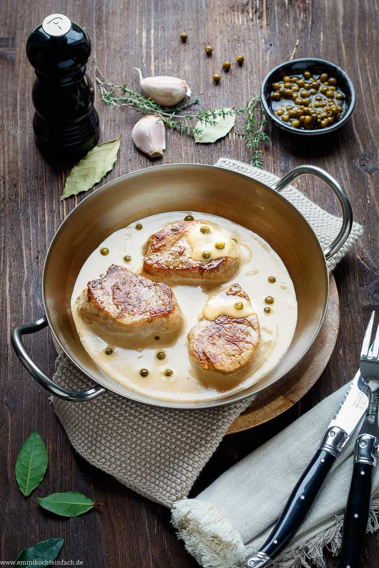 Schweinemedaillons in Pfefferrahmsauce