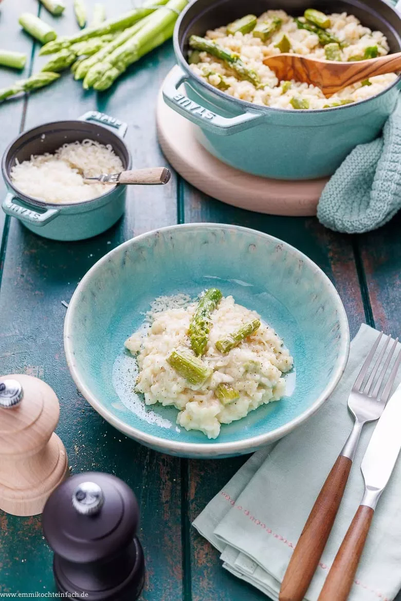 Spargelrisotto mit grünem Spargel - www.emmikochteinfach.de