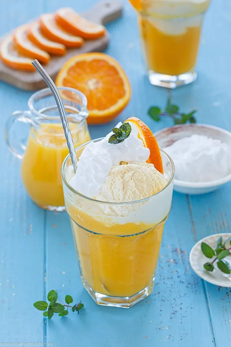 Variationen für das Sommergetränke mit Vanille und Orange