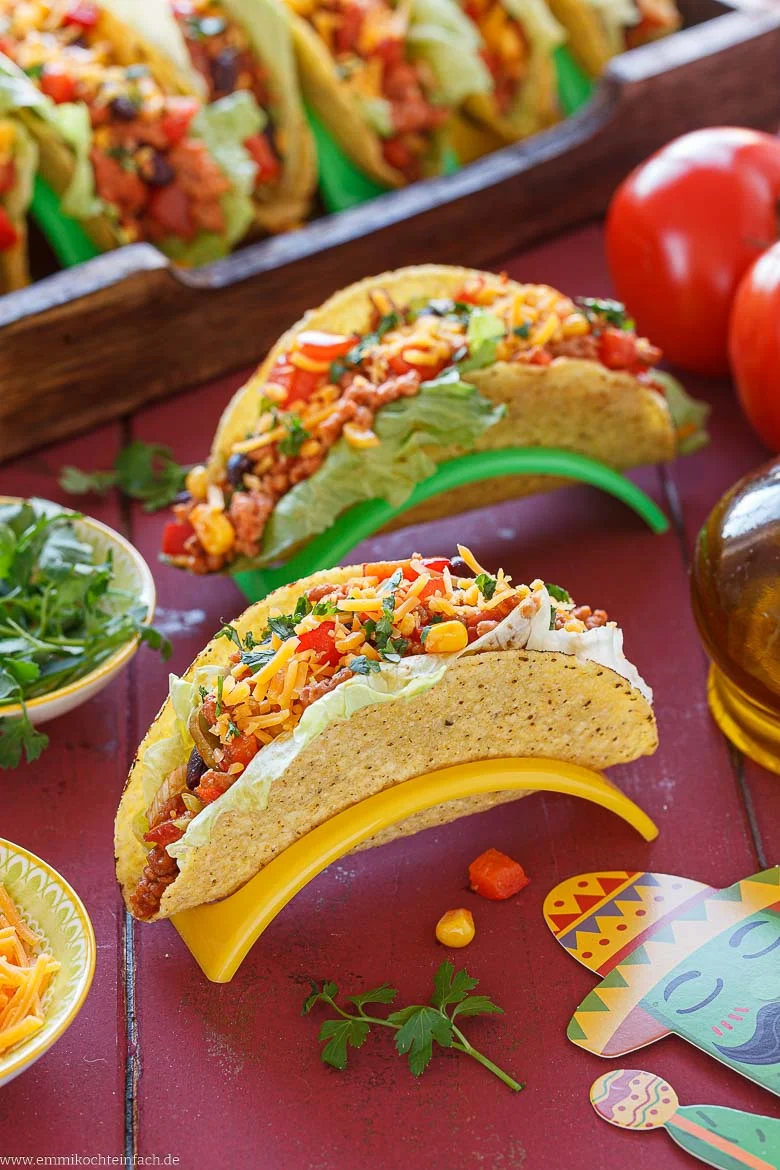 Vegetarische Tacos mit mexikanischer Füllung