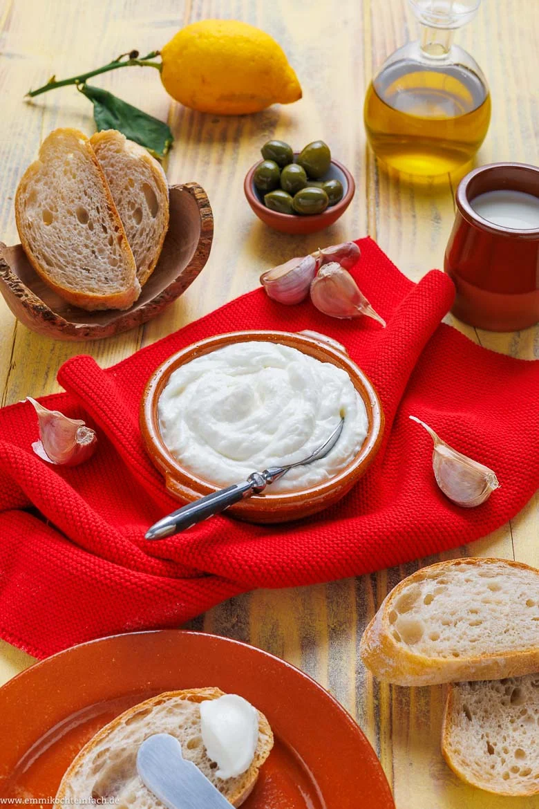 Zutaten für Aioli ohne Ei