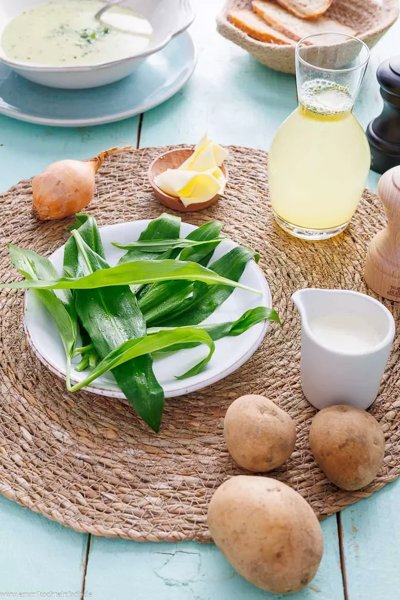 Zutaten für die leckere Suppe aus Bärlauch