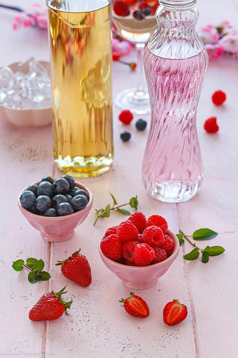 Zutaten für Lillet Wild Berry